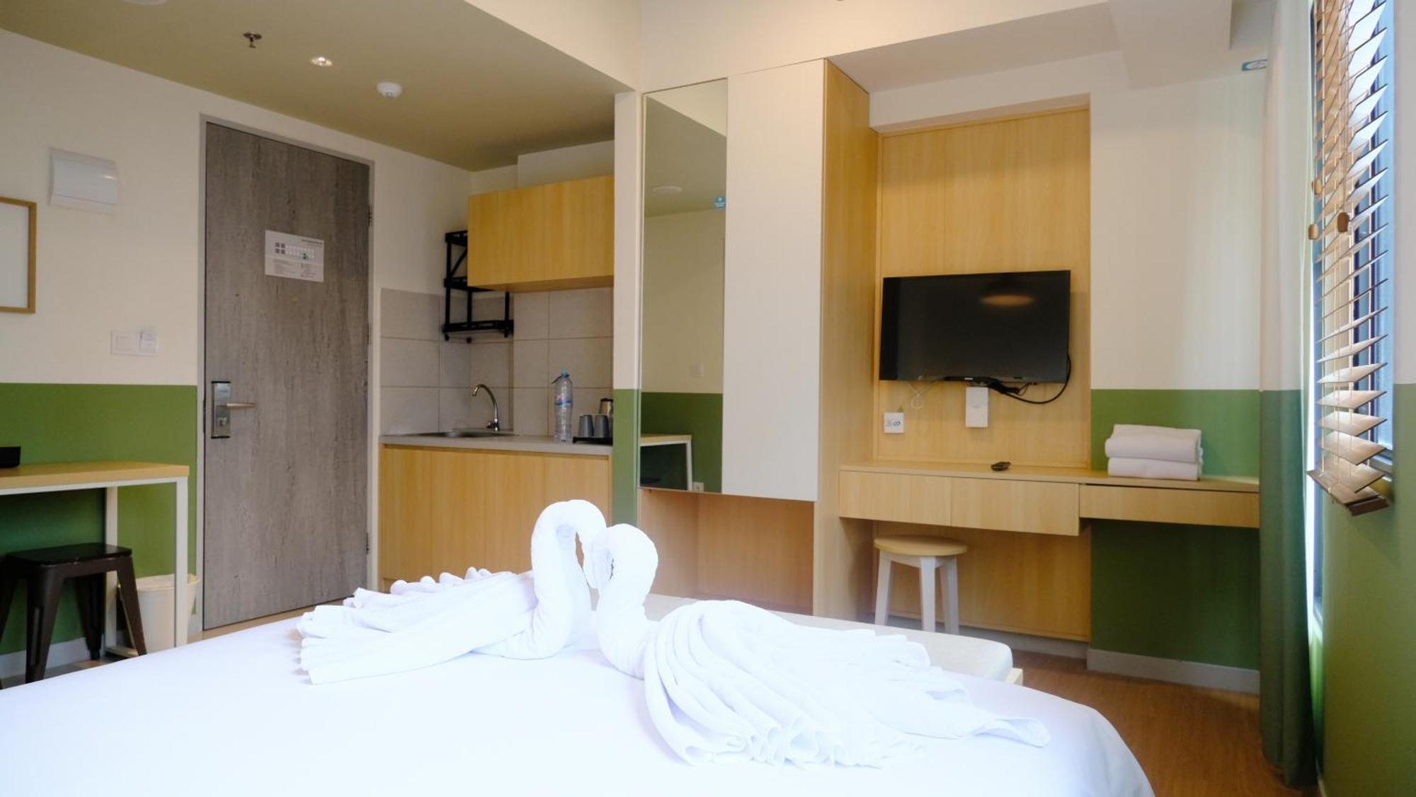 Hotel Osaka Pik2 탕그랑 외부 사진