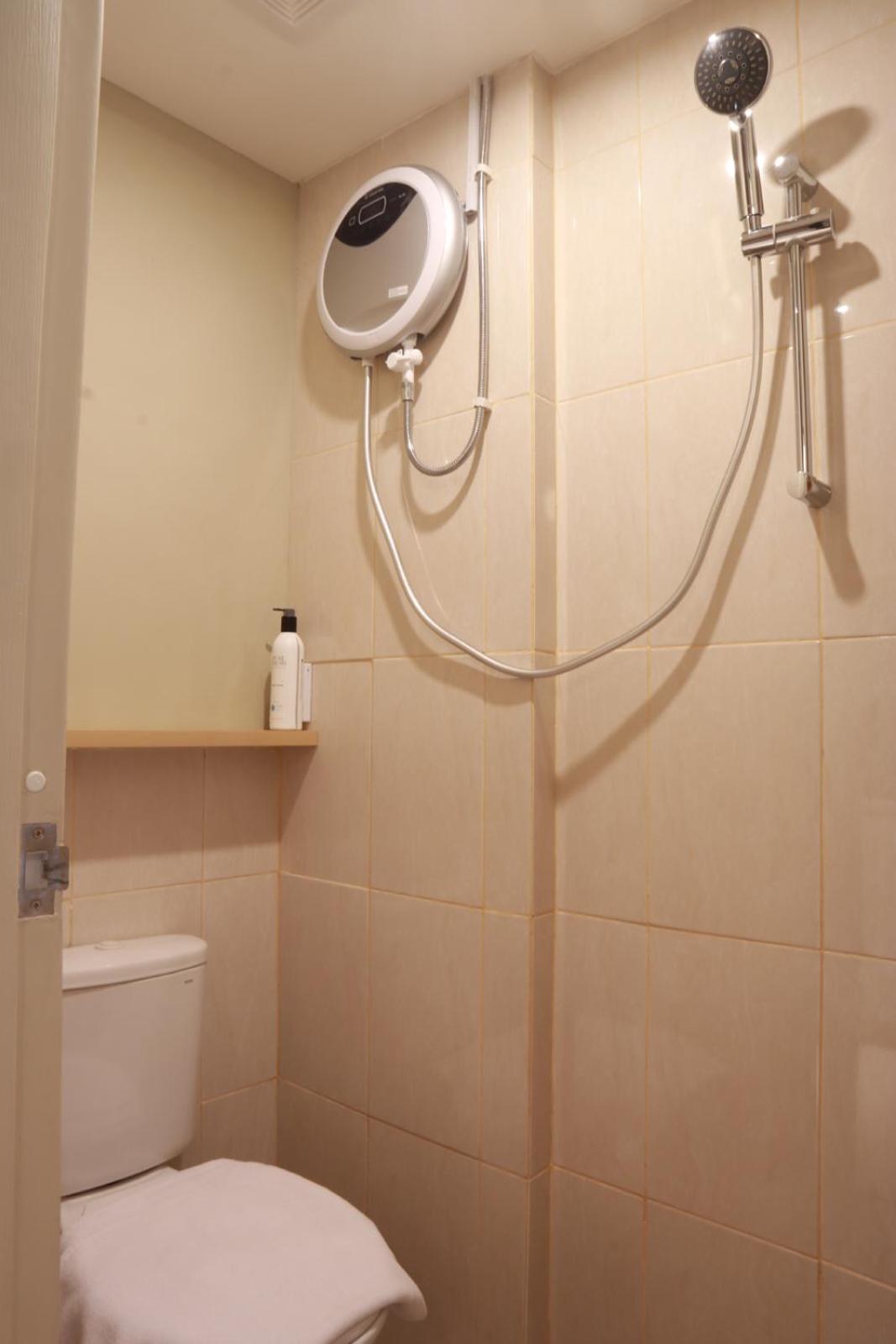 Hotel Osaka Pik2 탕그랑 외부 사진