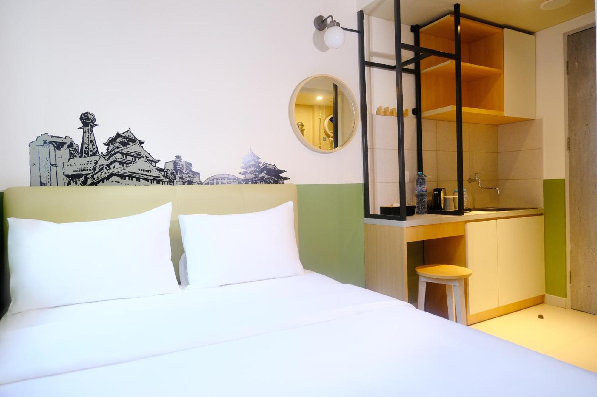Hotel Osaka Pik2 탕그랑 외부 사진